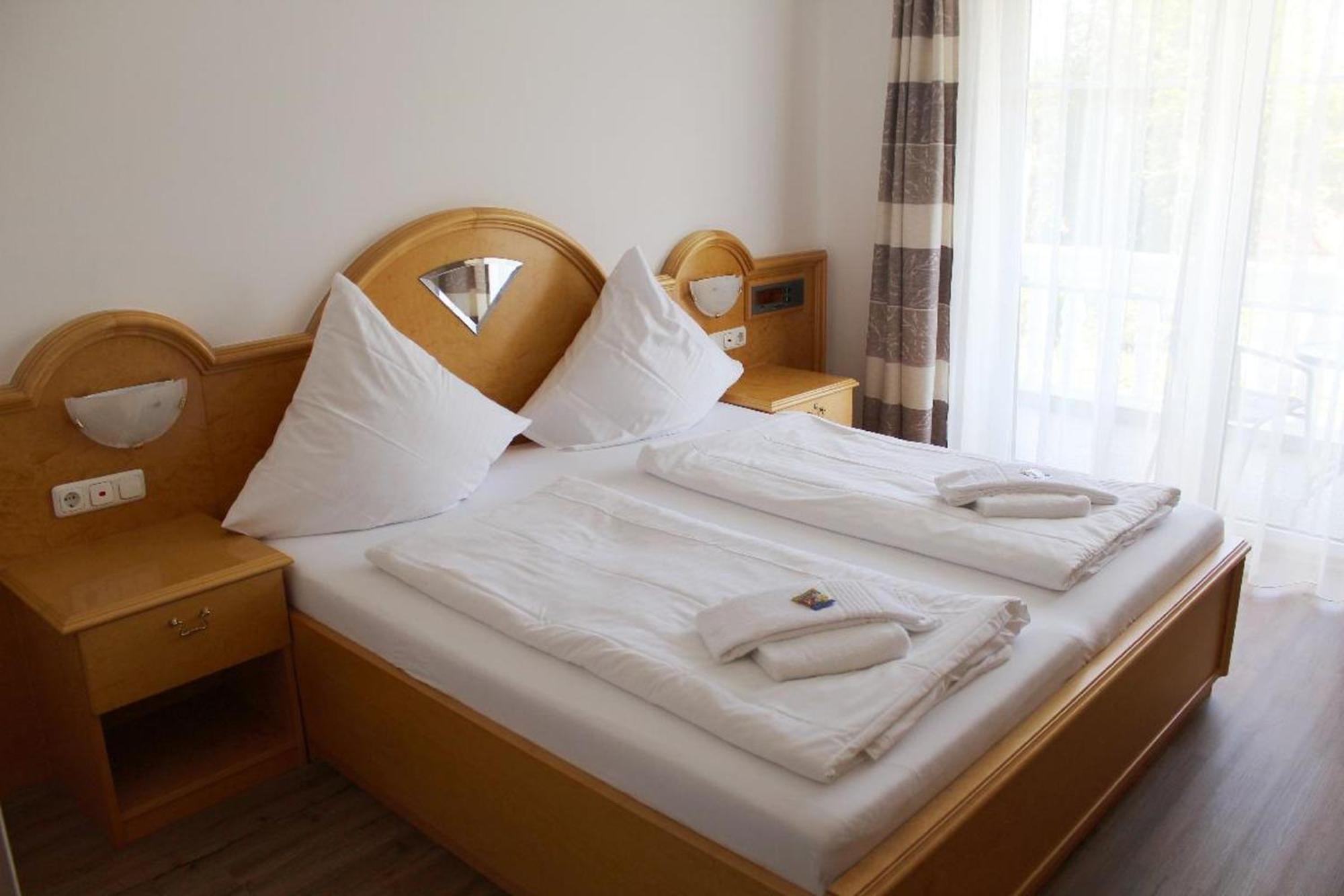 Hohenwarth Ferienappartements-Grolik Im Aparthotel Zum Gutshof מראה חיצוני תמונה