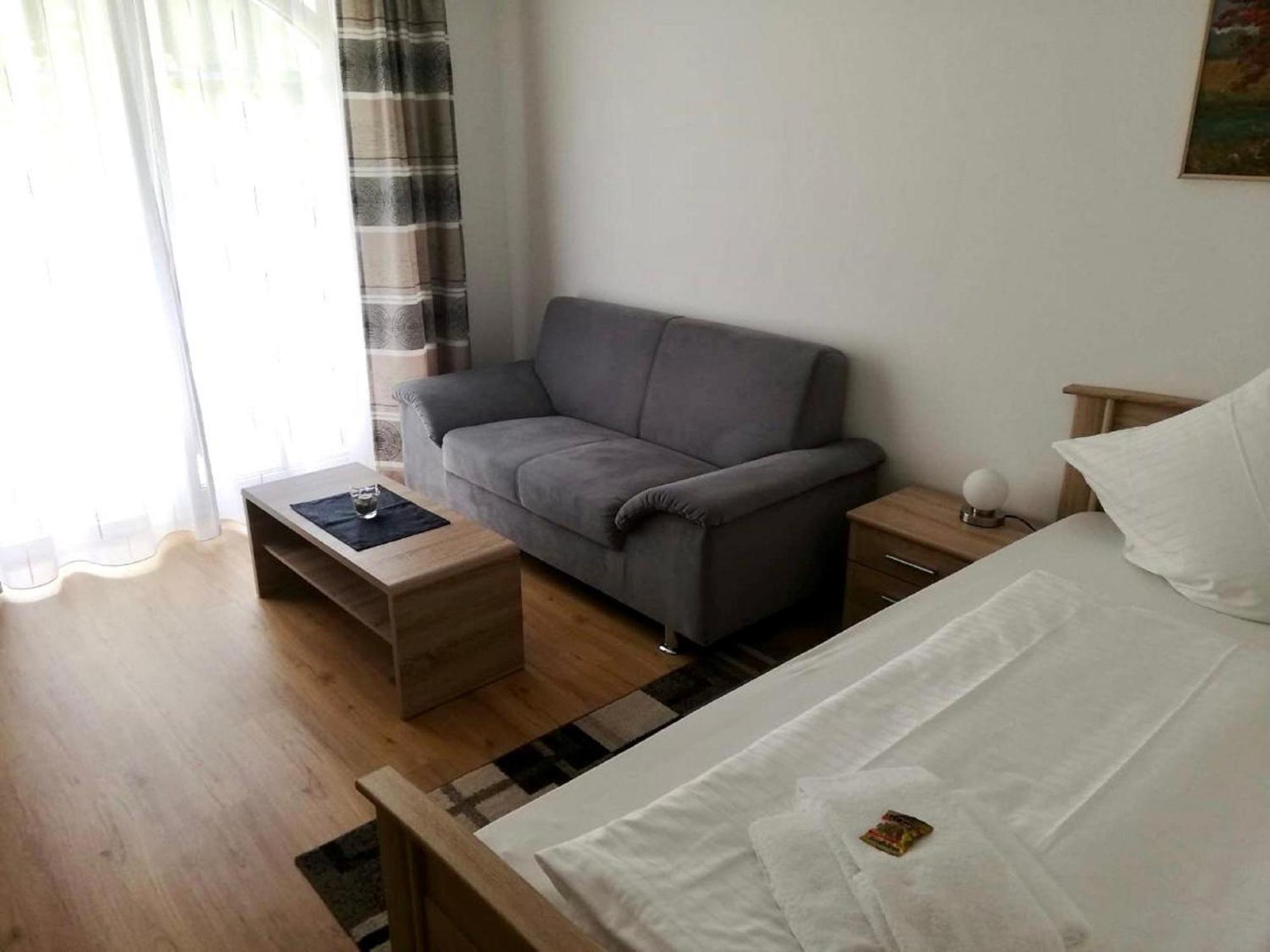 Hohenwarth Ferienappartements-Grolik Im Aparthotel Zum Gutshof מראה חיצוני תמונה